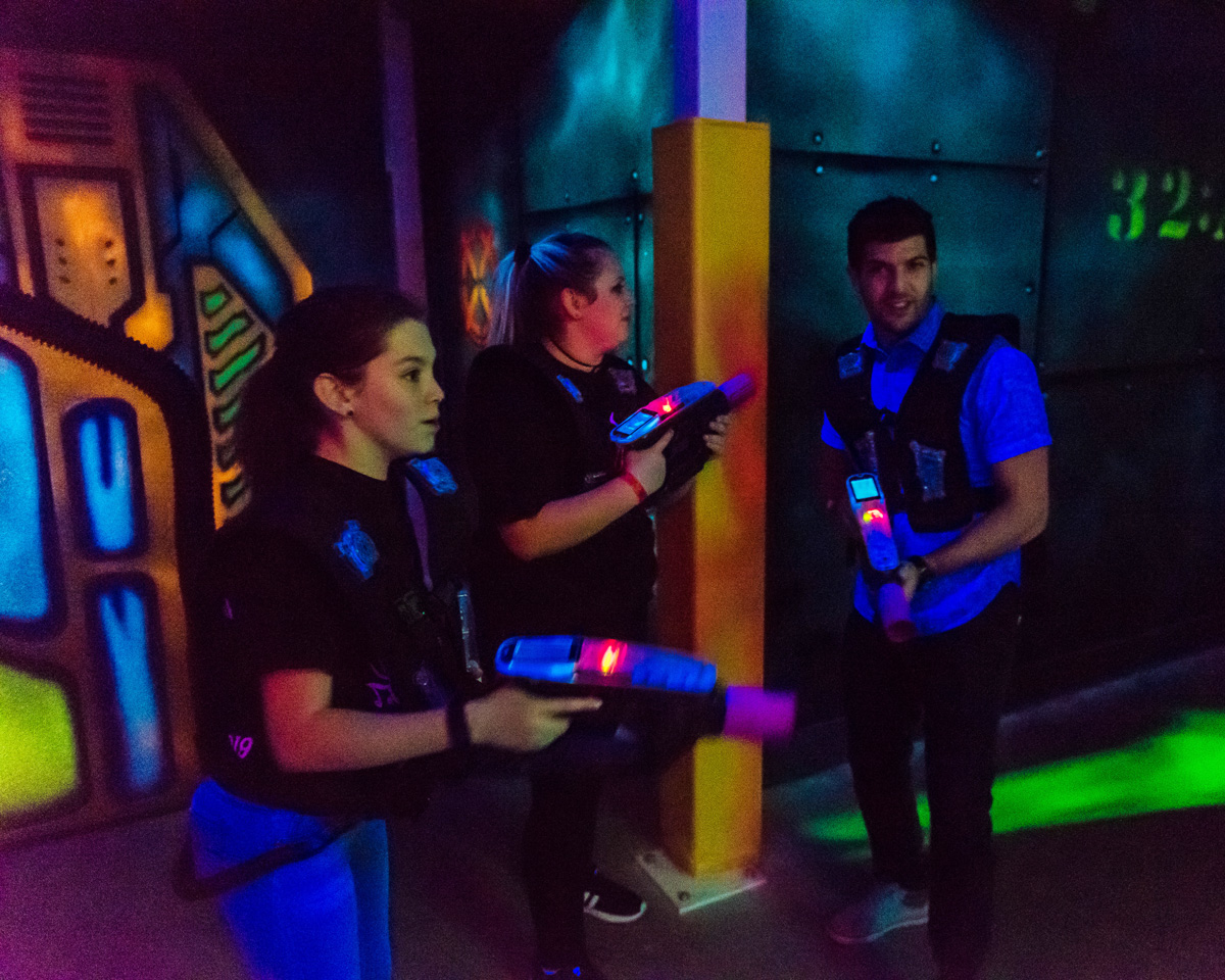 laser-tag-group